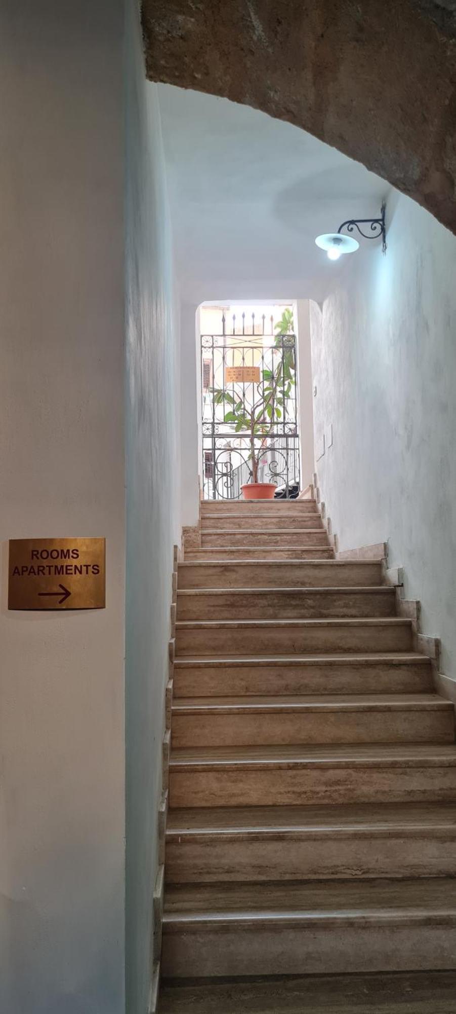 Il Museo Di Teresa Piazza Del Teatro Centrale 아그리젠토 외부 사진